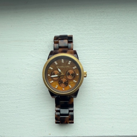 Michael Kors Brown and Gold Watch - Picture 1 of 3